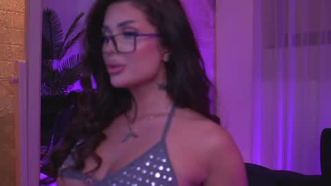 Snapshot of kyliekroft_ chatting on 25, 7, 2026 Kylie online show from 25, 7, 2026