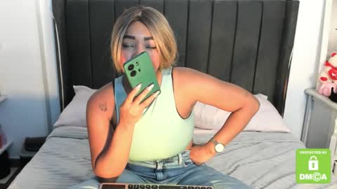 Snapshot of kyliewhiteboobs chatting on 23, 2, 2026 kylie white boobs online show from 23, 2, 2026