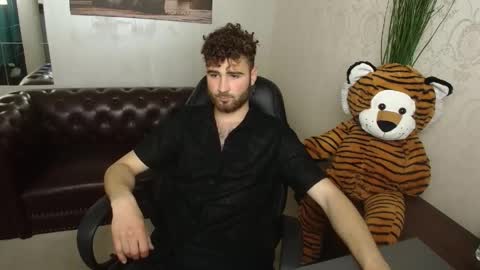 KyloEast online show from 23, 4, 2026
