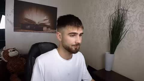KyloEast online show from 28, 7, 2026