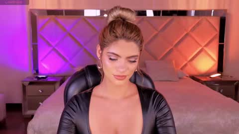 Kyomi Velvet online show from 27, 4, 2026