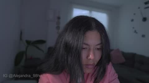 schedule 300 pm - 1100pm colombia time online show from 6, 2, 2026