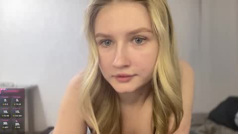 Snapshot of kyttilovelly chatting on 5, 3, 2026 Amanda online show from 5, 3, 2026