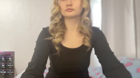 Snapshot of kyttilovelly chatting on 8, 3, 2026 Amanda online show from 8, 3, 2026