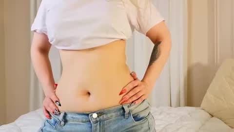 Snapshot of l1n4luv chatting on 17, 10, 2025 lina online show from 17, 10, 2025