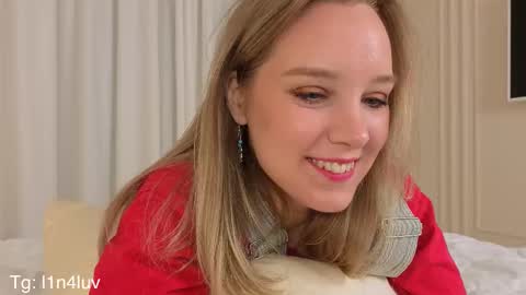 Snapshot of l1n4luv chatting on 22, 10, 2025 lina online show from 22, 10, 2025