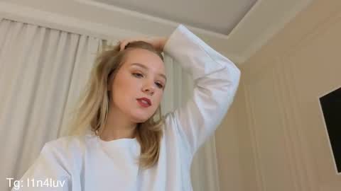 Snapshot of l1n4luv chatting on 10, 11, 2025 lina online show from 10, 11, 2025