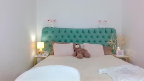 Margo  online show from 10, 9, 2025