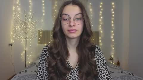 Margo  online show from 16, 12, 2025