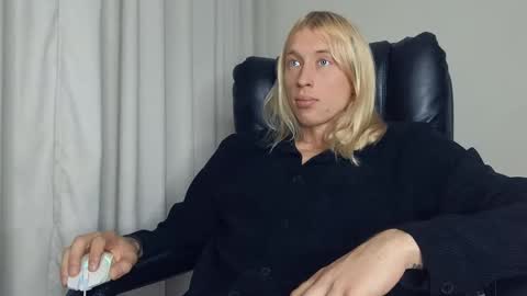 Adonis online show from 15, 9, 2025