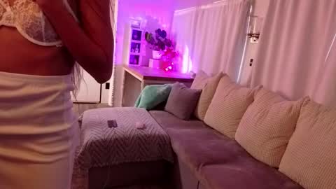 Snapshot of l_and_elle chatting on 18, 1, 2026 Giselle online show from 18, 1, 2026