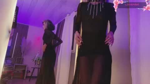 Snapshot of la_diabla_111_ chatting on 14, 6, 2026 Karime online show from 14, 6, 2026