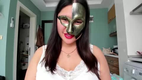 Snapshot of la_mystique chatting on 21, 3, 2026 Simply Di online show from 21, 3, 2026