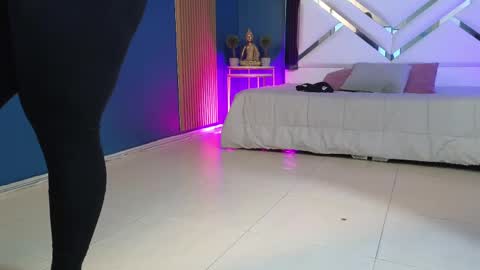 Cris  online show from 27, 4, 2026