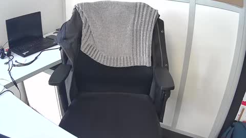 labelette007 online show from 5, 3, 2025