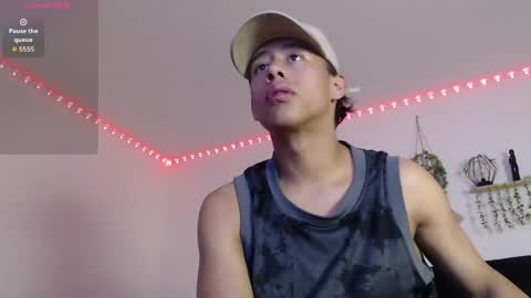 labrinthteasing online show from 25, 4, 2026