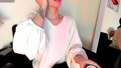 lace_victoria online show from 20, 4, 2026