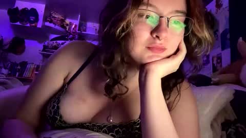 lacedinsin online show from 9, 9, 2025