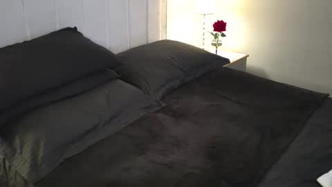 Lacey Love online show from 25, 4, 2026