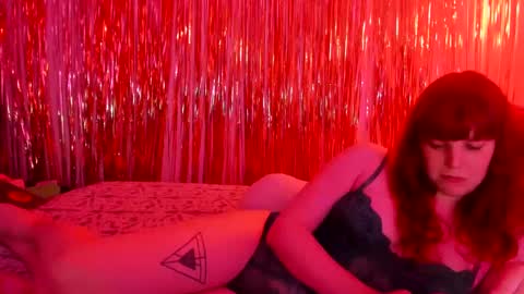 Snapshot of laceylust666 chatting on 14, 9, 2025 Chelsea Poe online show from 14, 9, 2025