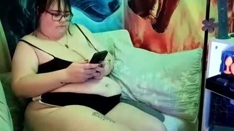 lacy_deville online show from 18, 5, 2026
