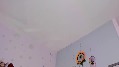 Laden And Juan online show from 8, 12, 2024