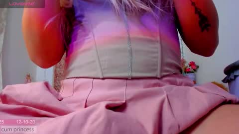 Laden And Juan online show from 12, 10, 2025