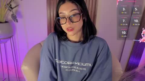   online show from 25, 4, 2026