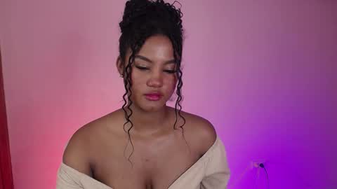 Karla - Instagram   lady karla1 online show from 18, 2, 2025