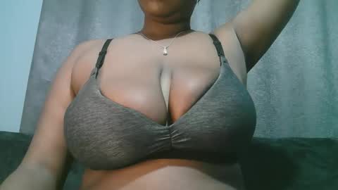 lady_dearra online show from 1, 5, 2026