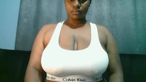 Snapshot of lady_dearra chatting on 14, 6, 2026 lady_dearra online show from 14, 6, 2026
