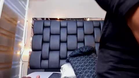 LADY  online show from 18, 11, 2025