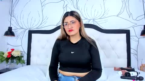 LADY  online show from 1, 3, 2026