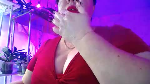 Lady Gloria online show from 19, 12, 2025