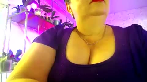 Lady Gloria online show from 4, 7, 2026
