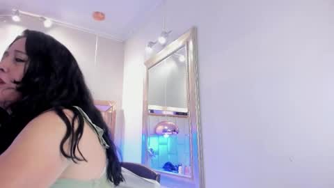    online show from 6, 11, 2025