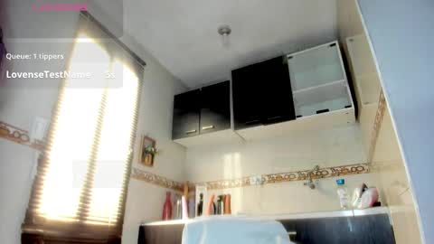    online show from 21, 4, 2026