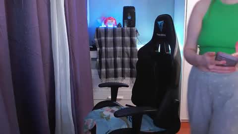 Angelika online show from 25, 2, 2026