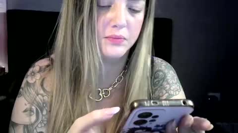 Lady khaleesi online show from 12, 2, 2025