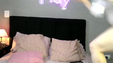 Lady khaleesi online show from 16, 2, 2025