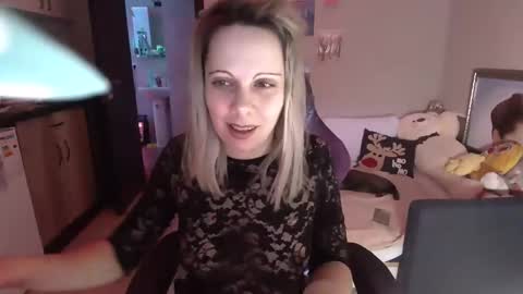 lady_smile69 online show from 16, 2, 2025
