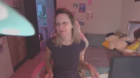 lady_smile69 online show from 3, 3, 2025