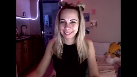 lady_smile69 online show from 10, 9, 2025