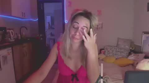 lady_smile69 online show from 7, 10, 2025