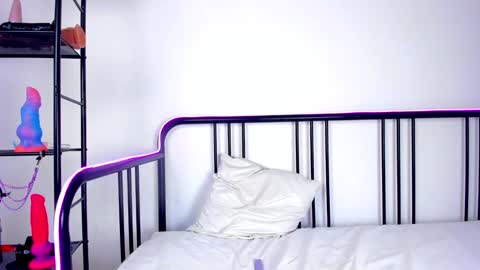 Snapshot of lady_sontse_ chatting on 22, 12, 2024 Mia online show from 22, 12, 2024