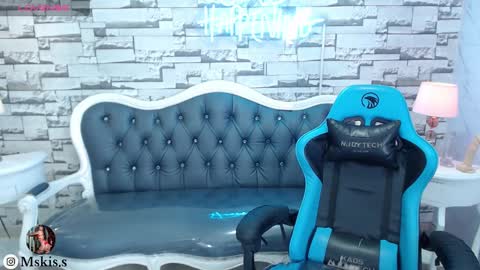 Snapshot of lady_violet_bridgerton_a chatting on 3, 3, 2025 Lady Violet Bridgerton online show from 3, 3, 2025