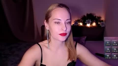 LadyAdele online show from 24, 12, 2024