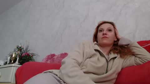 Sima Ladybigsmile online show from 12, 4, 2026