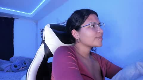  Lady  online show from 26, 1, 2025