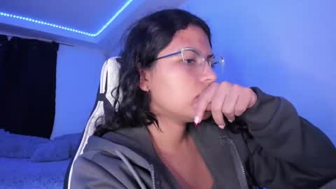  Lady  online show from 29, 1, 2025